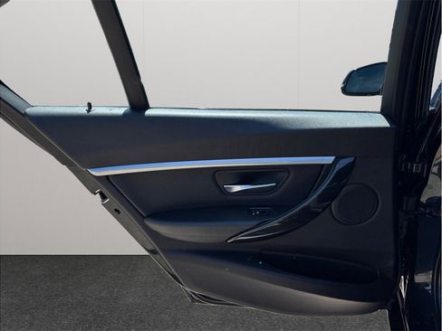 Used 2018 BMW 330i xDrive Sedan image 38