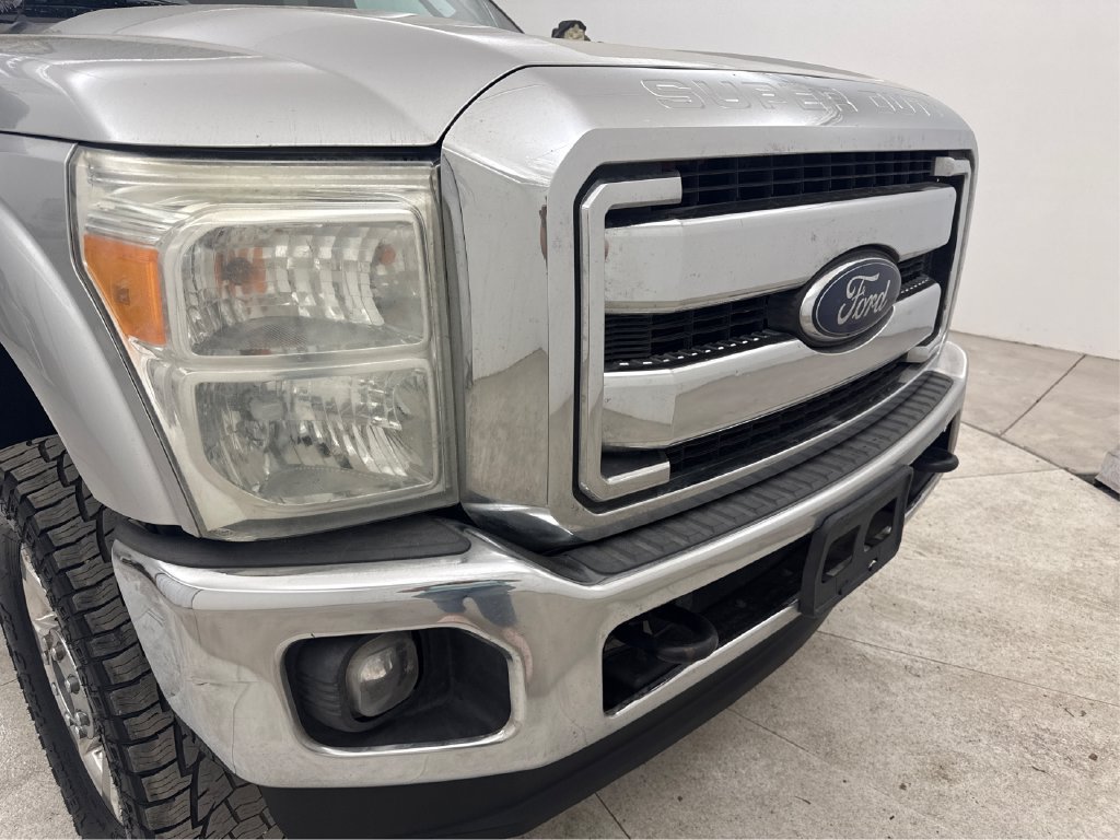 Used 2015 Ford F250 Lariat w/ Lariat Ultimate Package AWD/4WD image 15