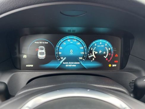 Used 2020 Jaguar XF Checkered Flag image 13