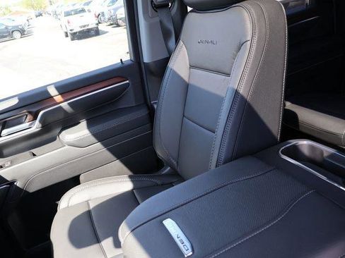New 2026 GMC Sierra 2500 Denali w/ Denali Reserve Package AWD/4WD image 19