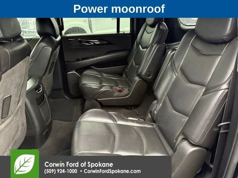 Used 2020 Cadillac Escalade ESV Platinum AWD/4WD image 11