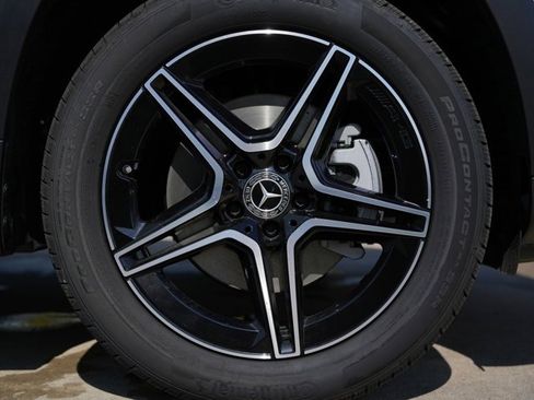 Certified 2026 Mercedes-Benz GLB 250 4MATIC image 13