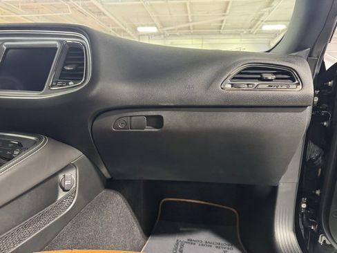 Used 2019 Dodge Challenger SRT Hellcat Redeye image 36