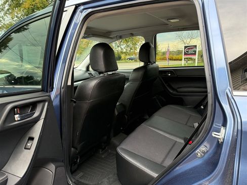 Used 2014 Subaru Forester 2.0XT Premium image 11