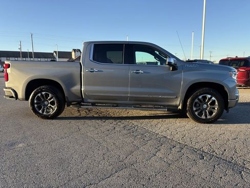 Used 2024 Chevrolet Silverado 1500 High Country image 4