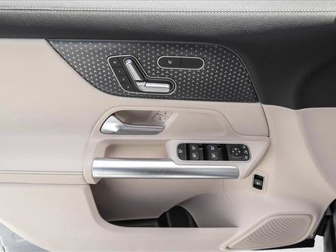 New 2026 Mercedes-Benz GLA 250 4MATIC image 13
