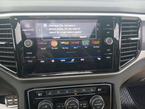 Used 2023 Volkswagen Atlas Cross Sport SEL R-Line image 26