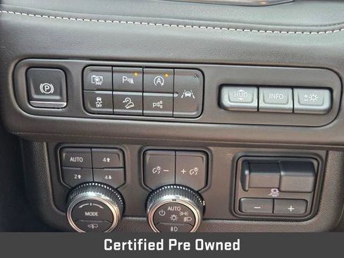 Certified 2024 GMC Yukon XL Denali Ultimate AWD/4WD image 32