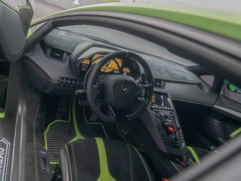 Used 2016 Lamborghini Aventador LP 750-4 Superveloce AWD/4WD image 36