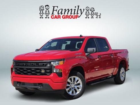 Used 2024 Chevrolet Silverado 1500 Custom AWD/4WD image 1