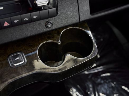 Used 2019 Mercedes-Benz Sprinter 144 image 60