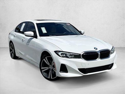 Used 2023 BMW 330i Sedan w/ Parking Assistance Package RWD image 11