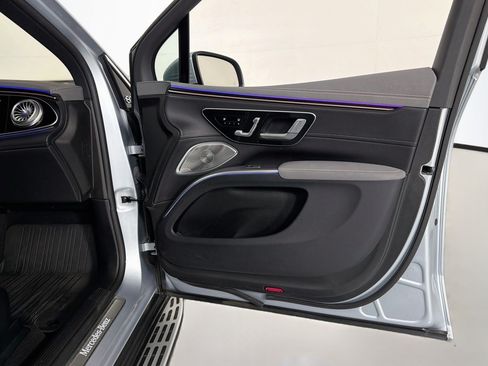 Certified 2024 Mercedes-Benz EQS 450+ 4MATIC SUV image 24