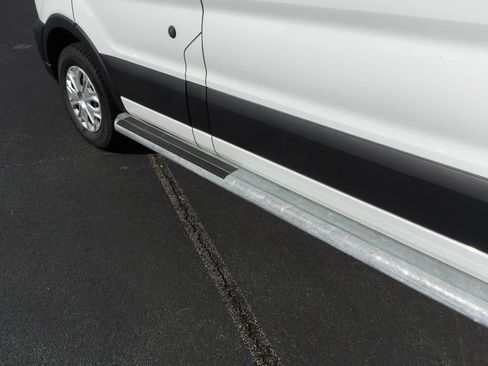 Used 2025 Ford Transit 250 Low Roof w/ Exterior Upgrade Package RWD image 8