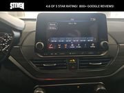 Used 2024 Nissan Altima 2.5 SV FWD image 10