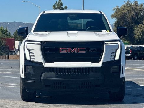 Used 2026 GMC Sierra EV Elevation AWD/4WD image 9