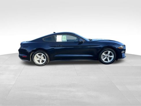 Used 2021 Ford Mustang Coupe image 8