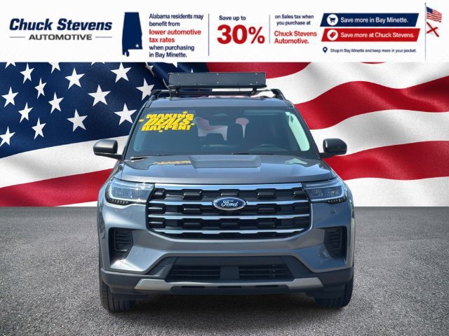 Certified 2025 Ford Explorer Active RWD image 3