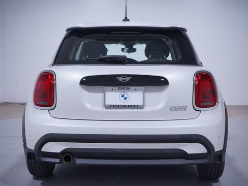 Used 2024 MINI Cooper 2-Door Hardtop FWD image 5