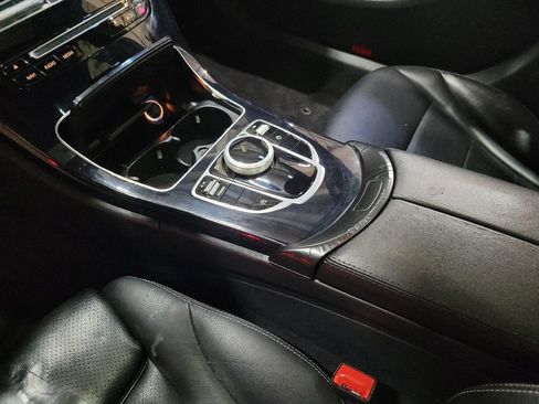 Used 2018 Mercedes-Benz C 300 4MATIC Sedan image 26