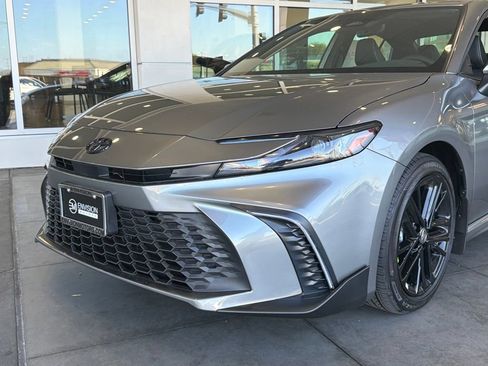 New 2026 Toyota Camry SE w/ Multimedia Upgrade Package FWD image 3
