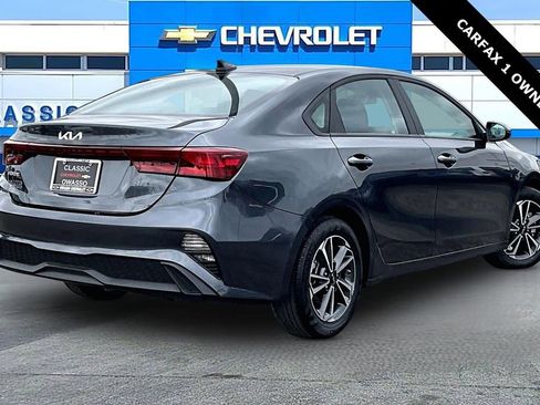 Used 2024 Kia Forte LXS w/ LXS Technology Package image 5