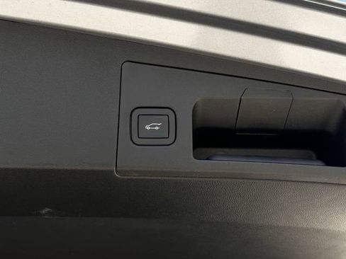 New 2026 Cadillac XT5 Premium Luxury w/ Driver Assist Package image 24