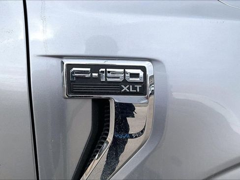 Used 2021 Ford F150 XLT image 24