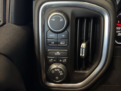 Used 2019 Chevrolet Silverado 1500 LT w/ All-Star Edition AWD/4WD image 30