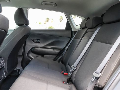 Used 2024 Hyundai Kona SEL FWD image 21