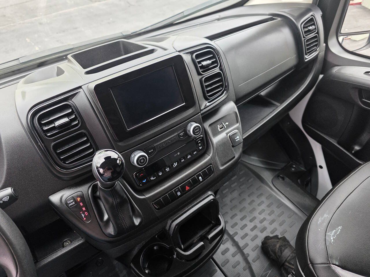 Used 2025 RAM ProMaster 3500 w/ Convenience Group FWD image 17