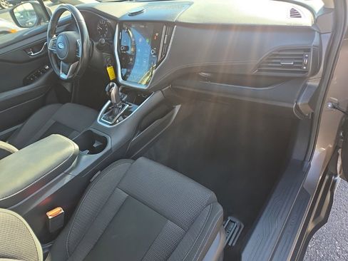 Used 2022 Subaru Outback Premium w/ Popular Package #1 image 17