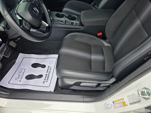 Used 2023 Honda Civic Sport image 23