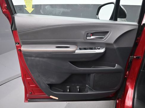 Used 2021 Toyota Sienna XSE FWD image 9