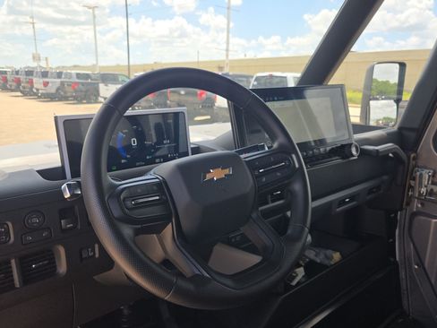 Used 2025 Chevrolet Brightdrop 600 FWD image 13