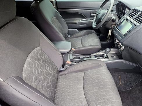 Used 2025 Mitsubishi Outlander Sport ES AWD/4WD image 10