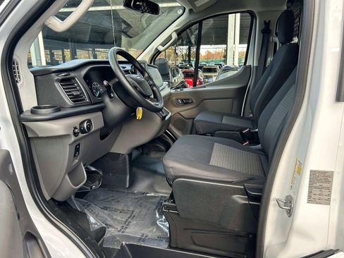 Used 2024 Ford Transit 250 Low Roof w/ Exterior Upgrade Package image 12