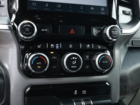 Used 2024 RAM 1500 Laramie RWD image 19