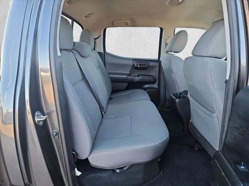 Used 2019 Toyota Tacoma SR image 19