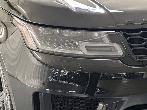 Used 2022 Land Rover Range Rover Sport HST image 10