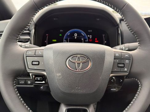 New 2026 Toyota Camry SE image 26