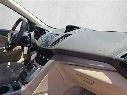Used 2015 Ford Escape SE FWD image 18