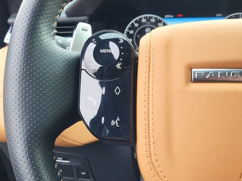 Used 2020 Land Rover Range Rover Velar SV Autobiography Dynamic image 16