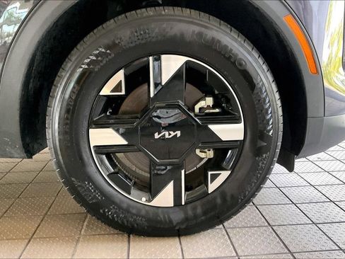 Used 2026 Kia Sportage LX FWD image 33