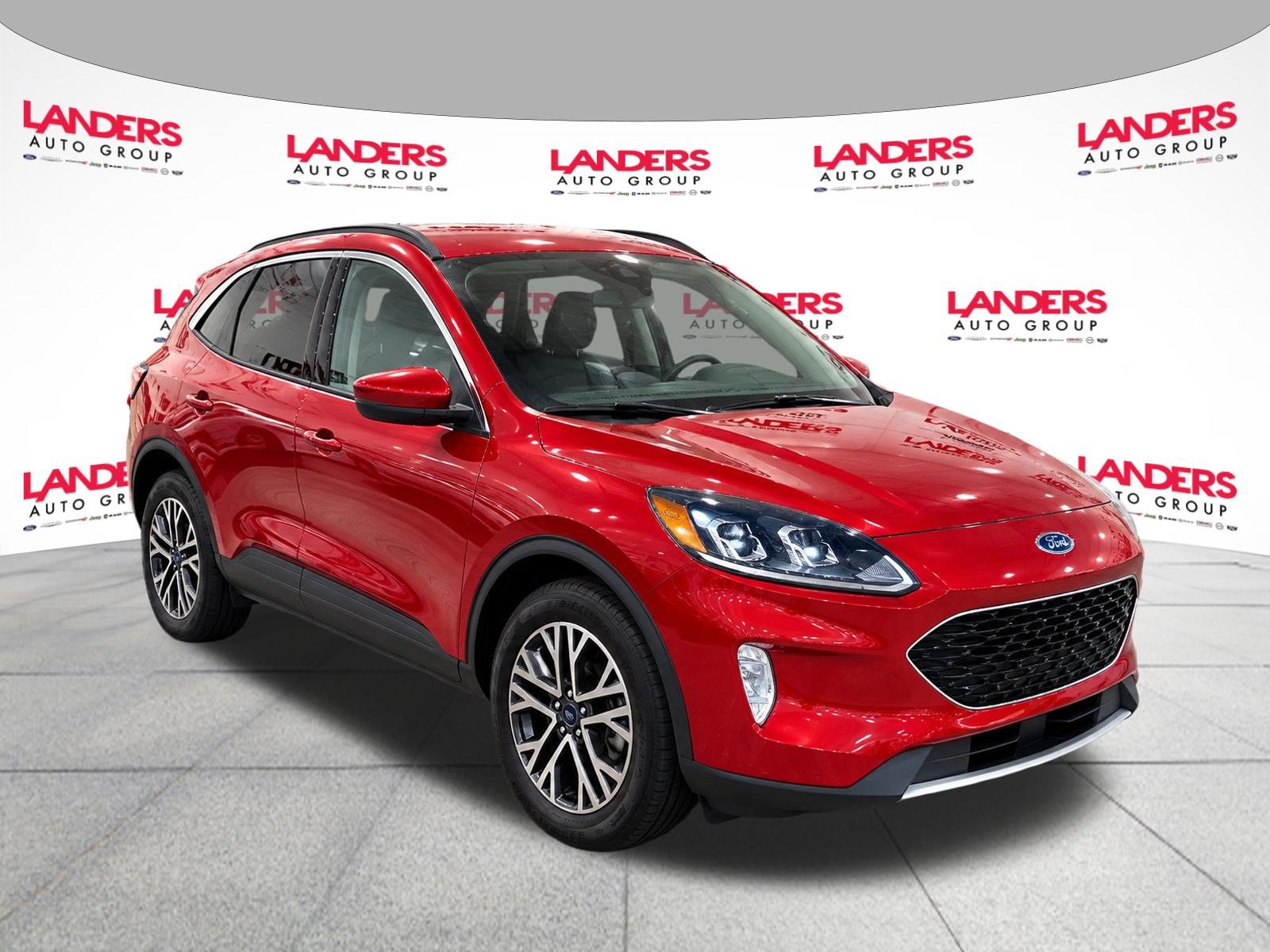 Used 2020 Ford Escape SEL FWD image 3