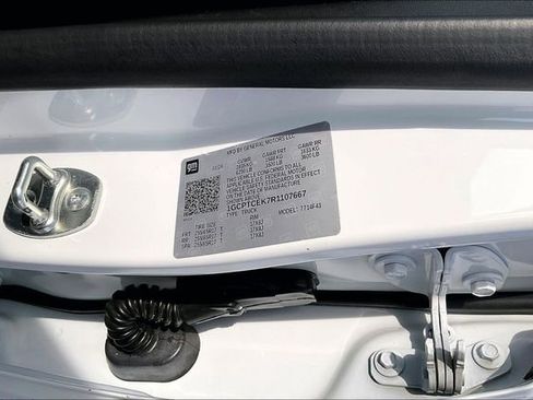 Used 2024 Chevrolet Colorado LT w/ LT Convenience Package image 14