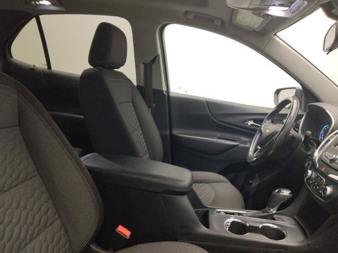 Used 2020 Chevrolet Equinox LT FWD image 21