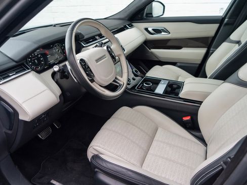 Used 2018 Land Rover Range Rover Velar image 9