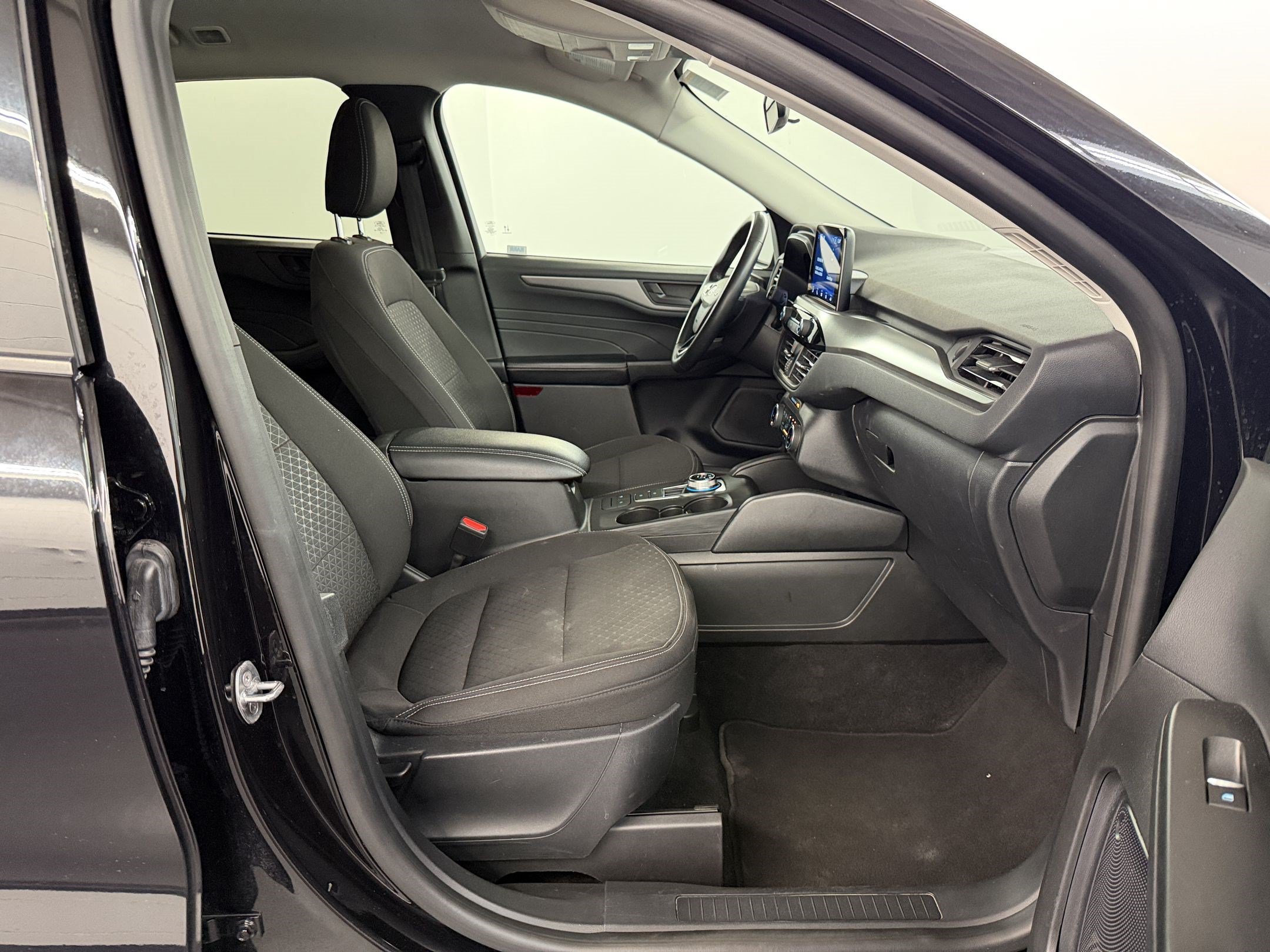 Used 2024 Ford Escape Active FWD image 22