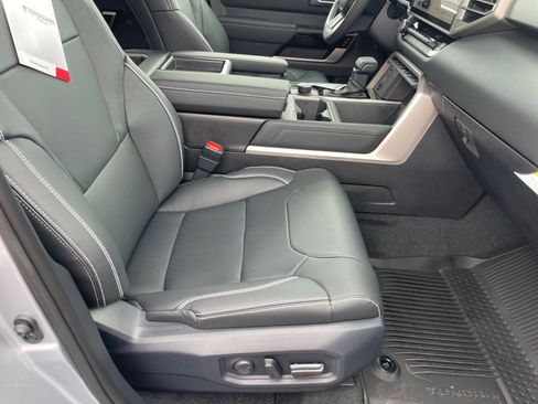 New 2026 Toyota Tundra Limited AWD/4WD image 17